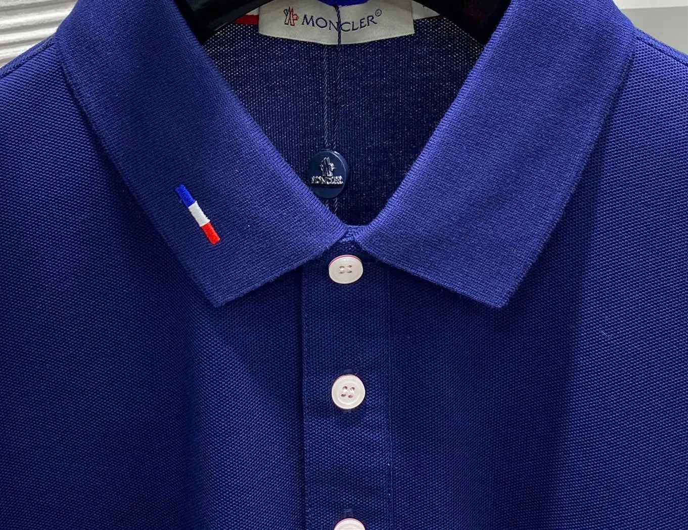MONCLER/ SS Polo 。 T . . ! Piquet , “ ”。 . , , logo ， ， ， ， ， ， 。 Black/White/ Size：M~3XL